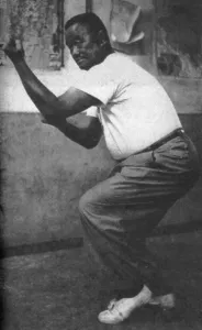 Zhang JunFeng in Baguazhang practice posture