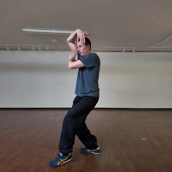 Ollie Smith demonstrating Swing the Body and Insert from Behind Palm