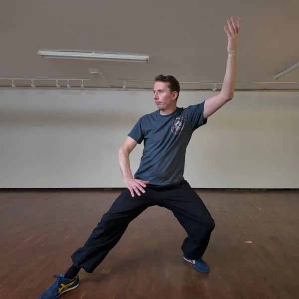 Ollie Smith demonstrating Turn the Body, Pull and Hook Palm